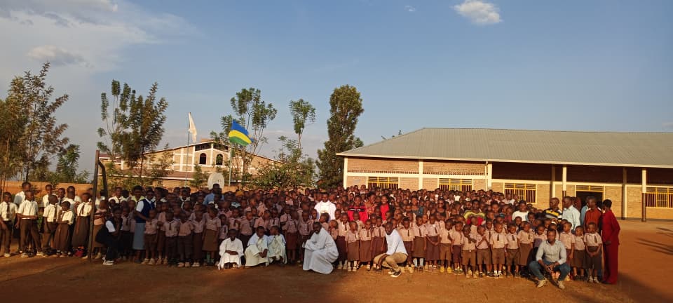 Pupils of Ecole Inguscio Cherubino Gabriele in Karenge, Rwamagana